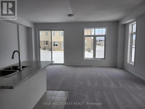 11 Prest Way, Centre Wellington, ON - Indoor