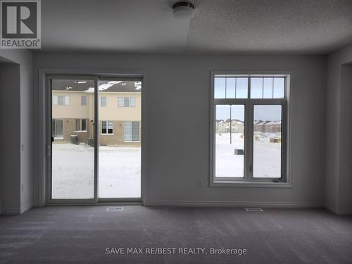 11 Prest Way, Centre Wellington, ON - Indoor Photo Showing Other Room