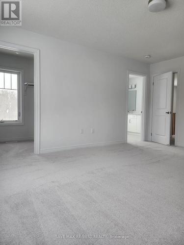 11 Prest Way, Centre Wellington, ON - Indoor Photo Showing Other Room