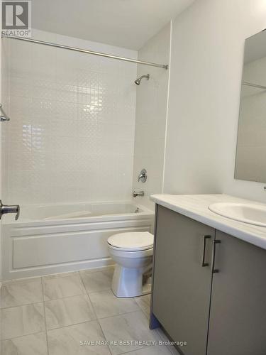 11 Prest Way, Centre Wellington, ON - Indoor Photo Showing Bathroom