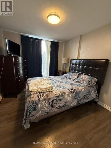 408 - 3120 Kirwin Avenue, Mississauga, ON - Indoor Photo Showing Bedroom