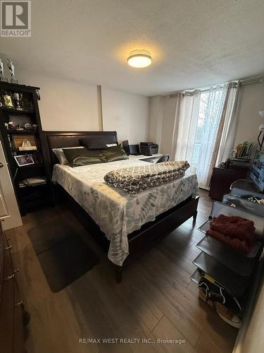 408 - 3120 Kirwin Avenue, Mississauga, ON - Indoor Photo Showing Bedroom