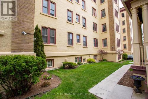 30 - 67 Sydenham Street, Kingston (Central City East), ON - Outdoor With Facade