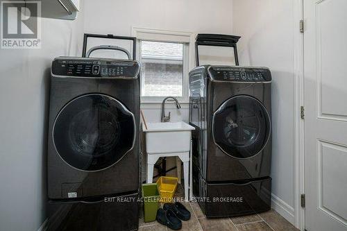 10 Briarwood Crescent, Greater Napanee, ON - Indoor Photo Showing Laundry Room