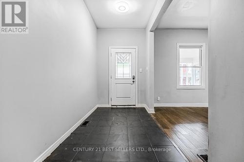 28 Francis Street, Hamilton, ON - Indoor Photo Showing Other Room