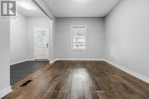 28 Francis Street, Hamilton, ON - Indoor Photo Showing Other Room