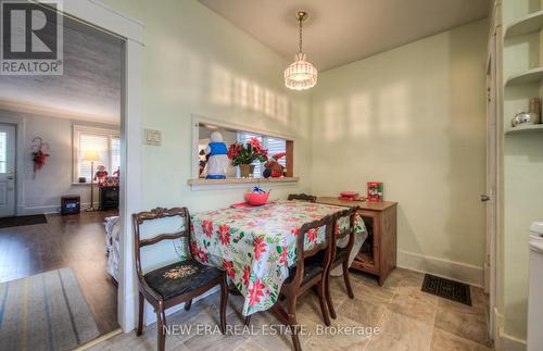 90 Gordon Street, Brantford, ON - Indoor Photo Showing Dining Room