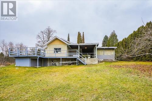 3601 3Rd Avenue, Castlegar, BC - Outdoor