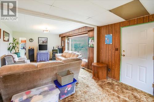 3601 3Rd Avenue, Castlegar, BC - Indoor