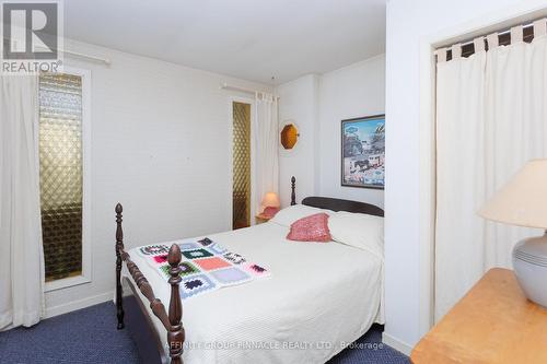 78 Islandview Road, Kawartha Lakes (Fenelon Falls), ON - Indoor Photo Showing Bedroom