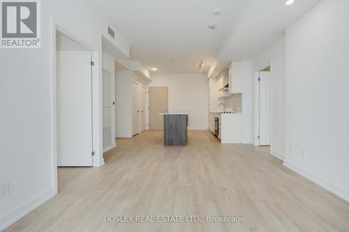 514 - 181 Sheppard Avenue E, Toronto, ON - Indoor Photo Showing Other Room