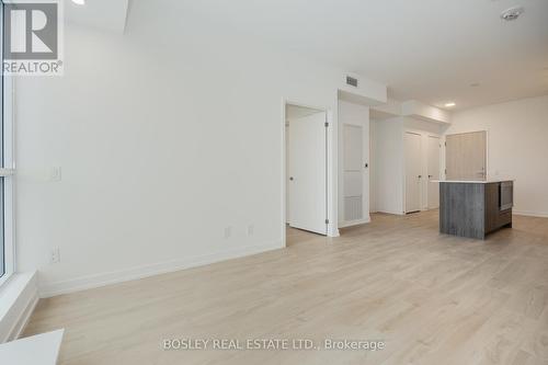 514 - 181 Sheppard Avenue E, Toronto, ON - Indoor Photo Showing Other Room