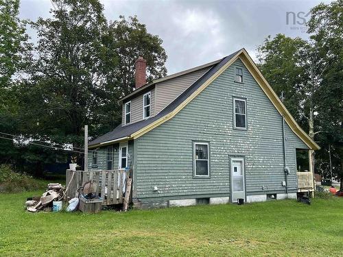 220 Mowatt Street, Shelburne, NS 