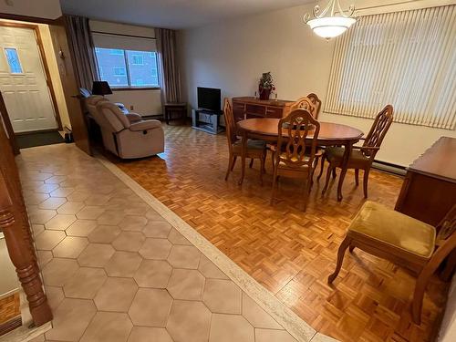 Salon - 10695 Rue J.-J.-Gagnier, Montréal (Ahuntsic-Cartierville), QC - Indoor Photo Showing Dining Room