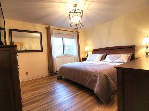 Chambre Ã  coucher principale - 10695 Rue J.-J.-Gagnier, Montréal (Ahuntsic-Cartierville), QC - Indoor Photo Showing Bedroom