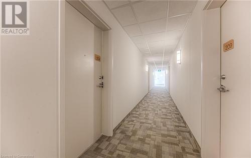 View of corridor - 301 Westmount Road W Unit# 204, Kitchener, ON - Indoor Photo Showing Other Room