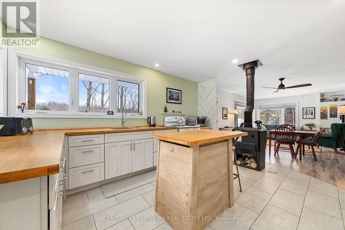 2653 Moneymore Road, Tweed, ON - Indoor