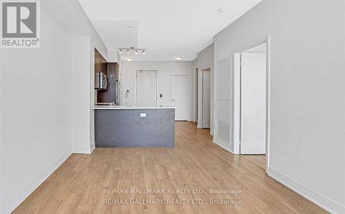 2701 - 30 Roehampton Avenue, Toronto, ON - Indoor Photo Showing Other Room