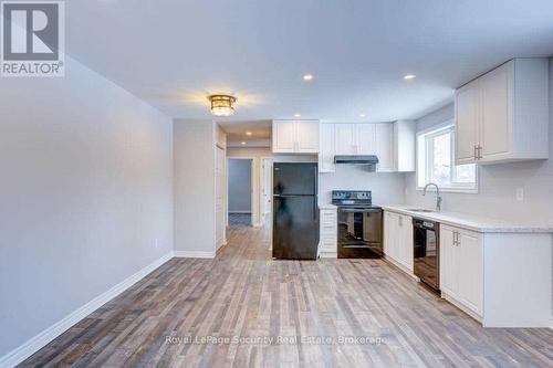 7 - 617 Green Street, Whitby, ON - Indoor Photo Showing Kitchen