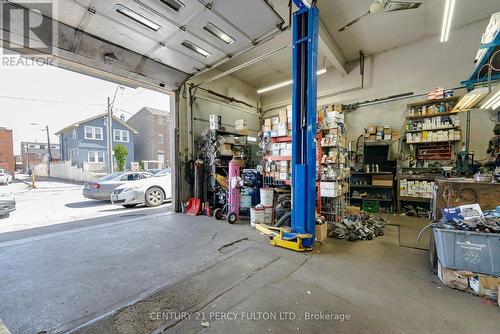 2793 Danforth Avenue, Toronto, ON 