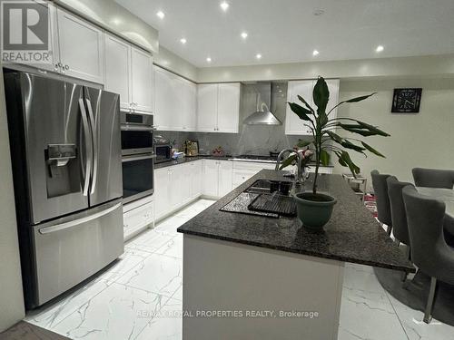 22 Hassard-Short Lane, Ajax, ON - Indoor Photo Showing Kitchen With Upgraded Kitchen