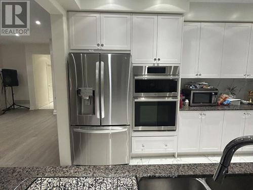 22 Hassard-Short Lane, Ajax, ON - Indoor Photo Showing Kitchen With Double Sink With Upgraded Kitchen