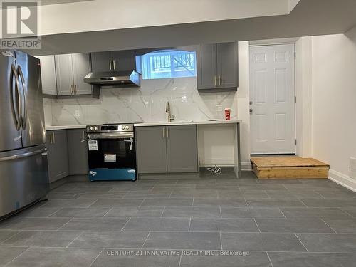 Lower - 24 Ovida Boulevard, Markham, ON - Indoor Photo Showing Kitchen