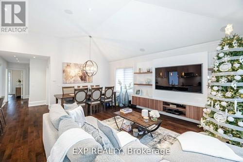 16 Benway Drive, Toronto, ON - Indoor Photo Showing Living Room