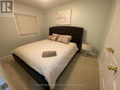 2275 Stone Glen Crescent, Oakville, ON - Indoor Photo Showing Bedroom