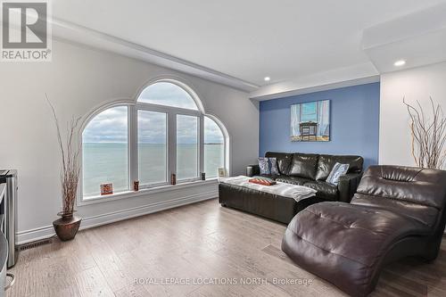 15 - 209707 Hwy 26, Blue Mountains, ON - Indoor Photo Showing Living Room