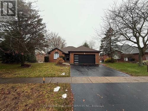 26 Oakridge Boulevard, Pelham, ON - Outdoor With Facade