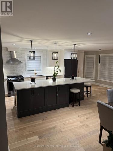 26 Oakridge Boulevard, Pelham, ON - Indoor Photo Showing Kitchen With Upgraded Kitchen