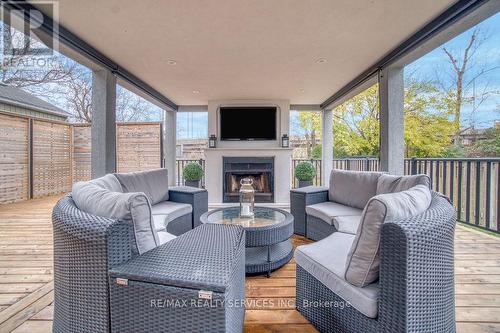 958 Beach Boulevard, Hamilton, ON -  Photo Showing Living Room With Fireplace