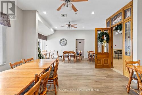 208 - 2 Heritage Way, Kawartha Lakes, ON - Indoor Photo Showing Dining Room