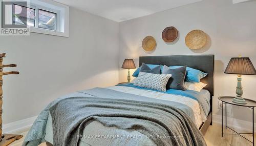 Lower - 5 Sunning Hill Avenue, Hamilton, ON - Indoor Photo Showing Bedroom