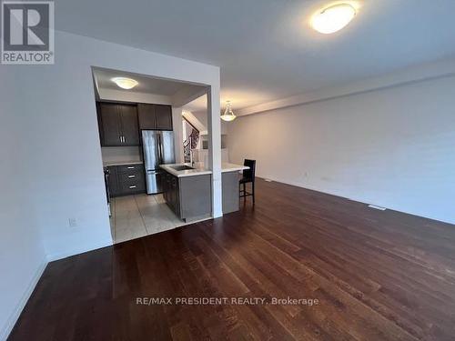 25 Greenwich Avenue, Hamilton, ON - Indoor Photo Showing Kitchen