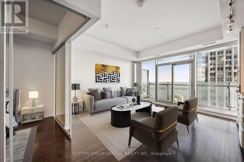 4704 - 14 York Street, Toronto, ON - Indoor Photo Showing Living Room