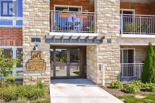 201 - 60 Lynnmore Street, Guelph (Pine Ridge), ON - Outdoor