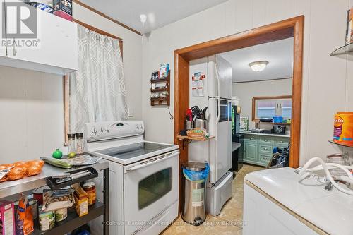 116 Quebec Street, Goderich, ON - Indoor Photo Showing Laundry Room