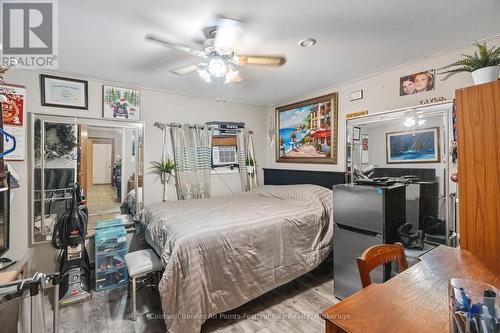 116 Quebec Street, Goderich, ON - Indoor Photo Showing Bedroom