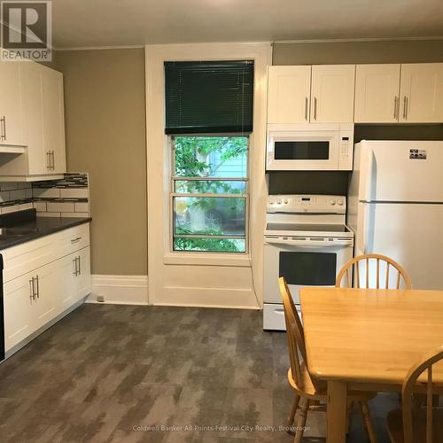 116 Quebec Street, Goderich, ON - Indoor Photo Showing Kitchen