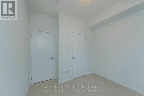 292 - 140 Honeycrisp Crescent, Vaughan, ON - Indoor Photo Showing Other Room