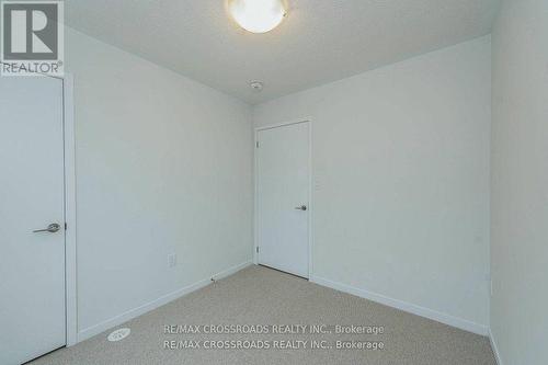 292 - 140 Honeycrisp Crescent, Vaughan, ON - Indoor Photo Showing Other Room