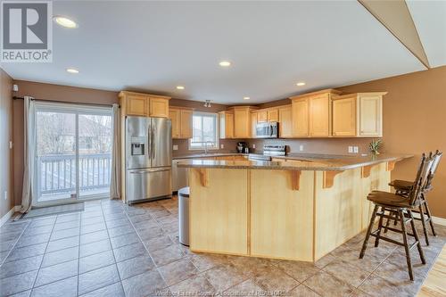 78 Whelan, Amherstburg, ON - Indoor Photo Showing Kitchen