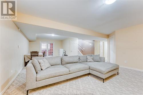 78 Whelan, Amherstburg, ON - Indoor Photo Showing Living Room