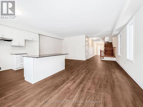 49 Brown Street S, Erin, ON - Indoor Photo Showing Kitchen