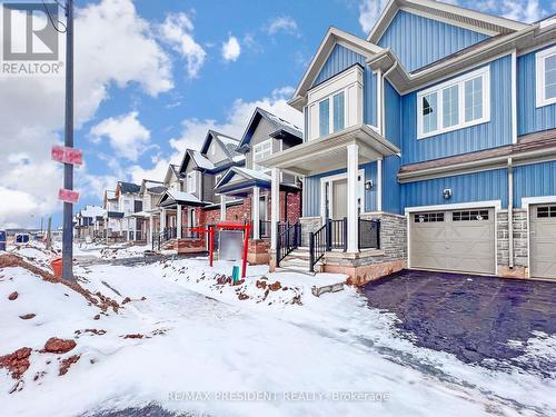 49 Brown Street S, Erin, ON - Outdoor With Facade