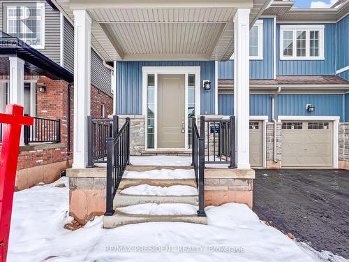 49 Brown Street S, Erin, ON - Outdoor With Facade