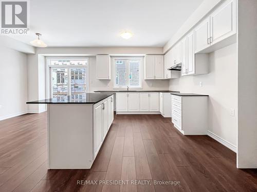 49 Brown Street S, Erin, ON - Indoor Photo Showing Kitchen