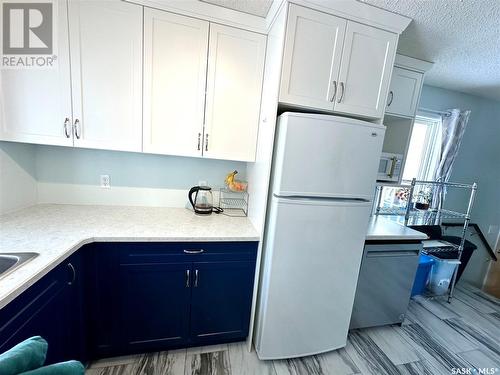 205 1St Street W, Spiritwood, SK - Indoor Photo Showing Kitchen